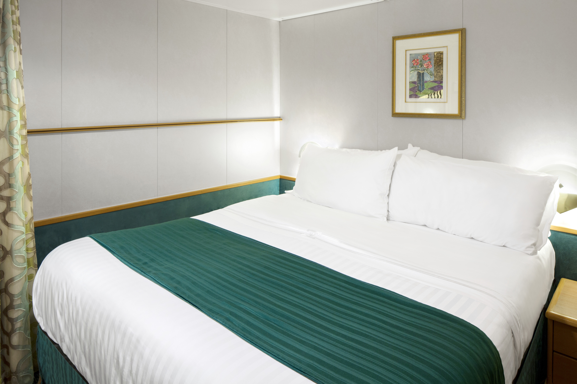 MyCruise Royal-Caribbean-Cruise-Line Vision-of-the-Seas Kahytter Suite GT2